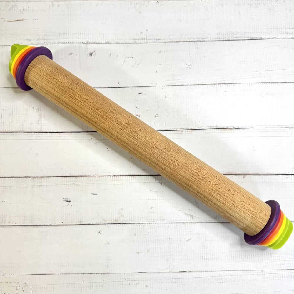 Joseph Joseph Adjustable Rolling Wooden Pin Removable Multicolored Rings 17"